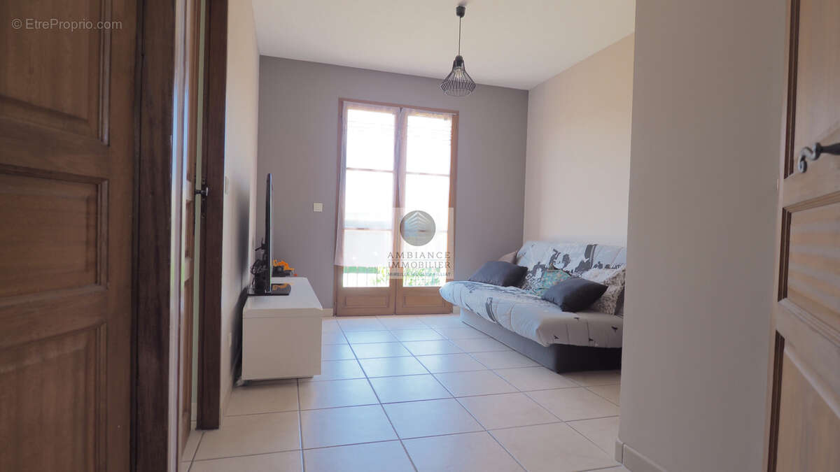 Maison à SAINT-GEORGES-LES-BAINS