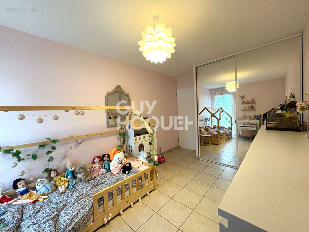 Appartement à GRIGNY