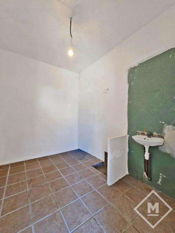Superbe maison à vendre marseille 13012 - 350 m² avec 2000 m² de terrain - photo 56