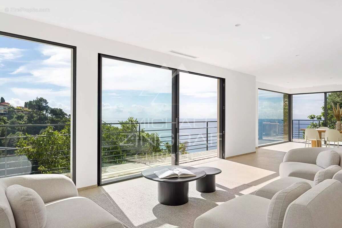 Maison à ROQUEBRUNE-CAP-MARTIN