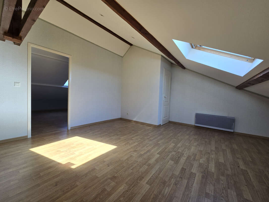 Frouard / centre ville : appartement t3 + t2 indépendant - photo 9