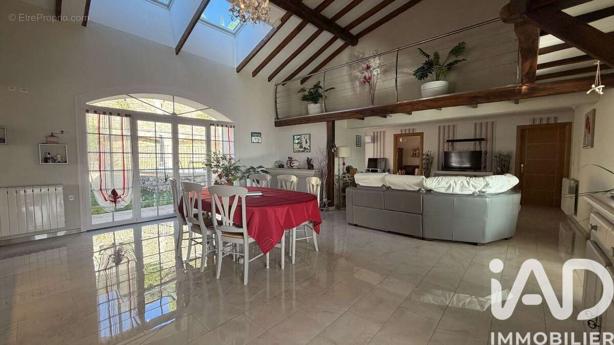 Photo 5 - Maison à LE TIGNET