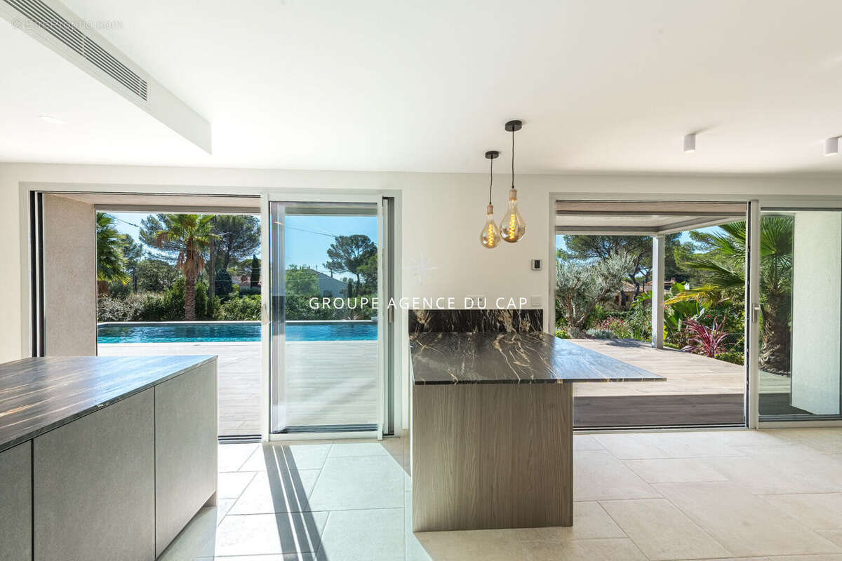 Maison à SAINT-RAPHAEL