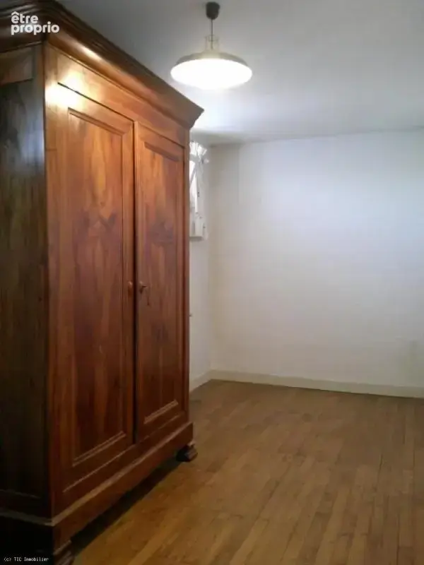 Maison De Campagne Avec Une Deuxième Maison Et D'Autres Dépendances - photo 29