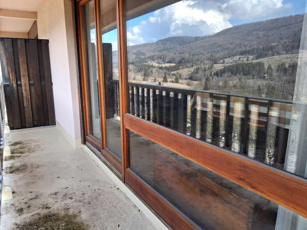 Appartement à LELEX