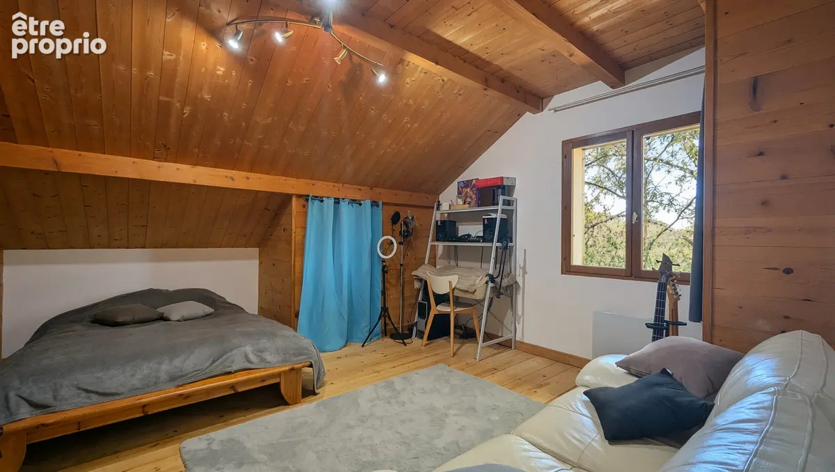 ETERCY - Maison familiale 5 chambres - photo 14