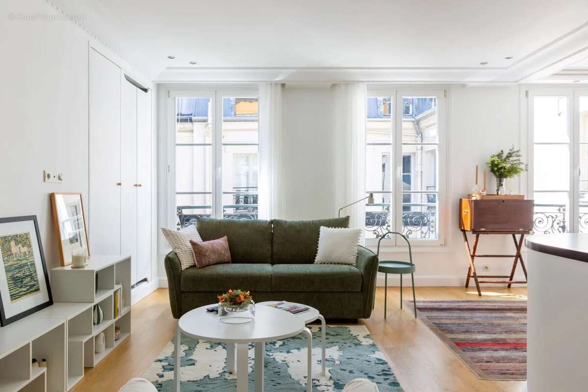 Appartement à PARIS-3E