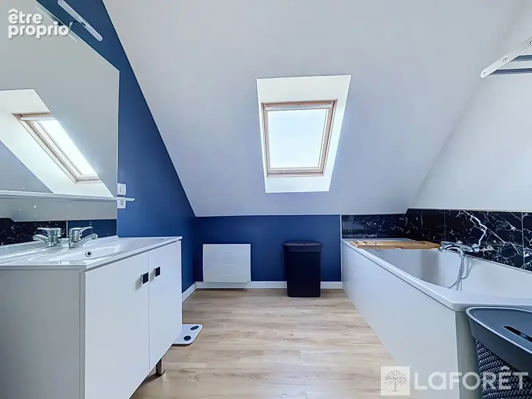 Maison 5 pièces 91 m² à vendre à Bailleul (59270) - photo 4