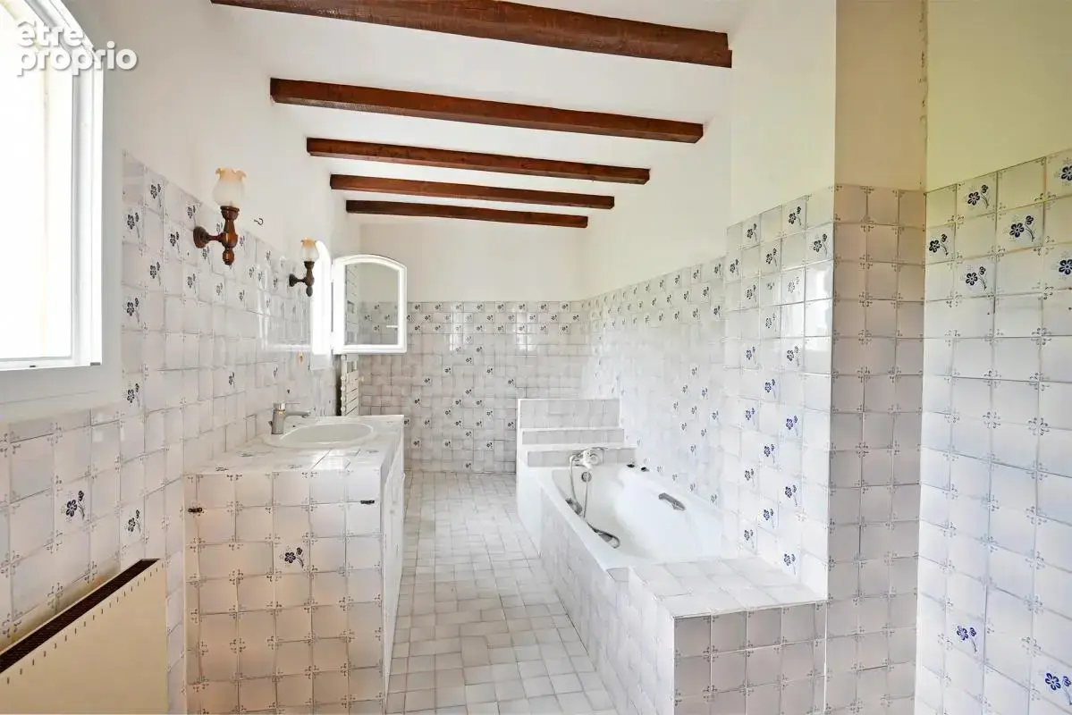 Maison de 7 pièces de 264 m² à Vauvert - photo 8