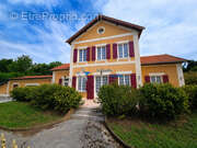 Maison à DOULEVANT-LE-CHATEAU