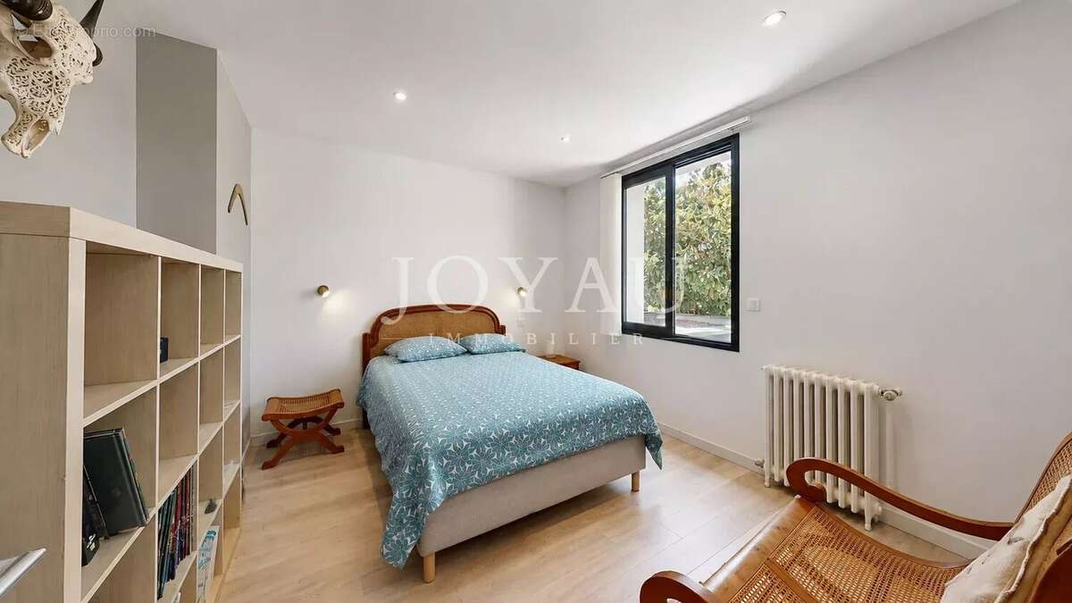 Maison familiale avec piscine - Quartier Côte Pavée - photo 9