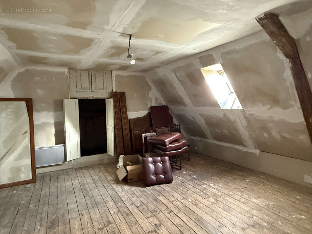 Maison à PERPEZAC-LE-NOIR