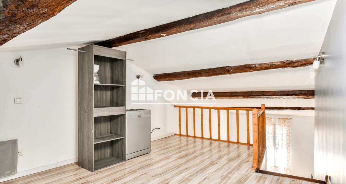 Appartement T2 mezzanine situé au centre ville - photo 6