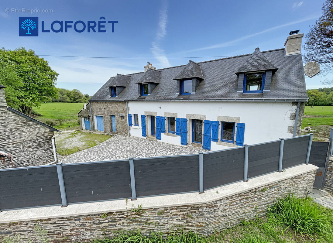 Maison à SAINTE-BRIGITTE