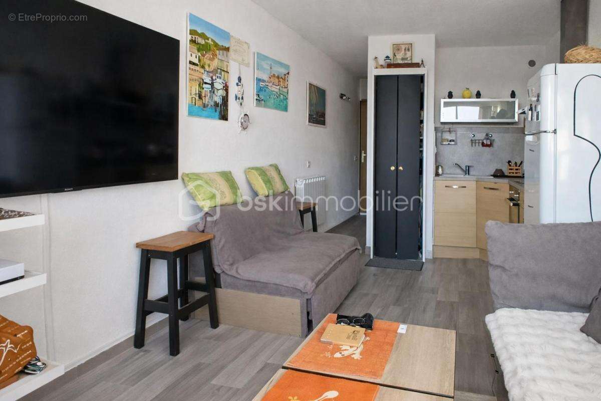 Studio cabine meublé – Lumineux et idéalement situé avec parking et cellier - photo 3