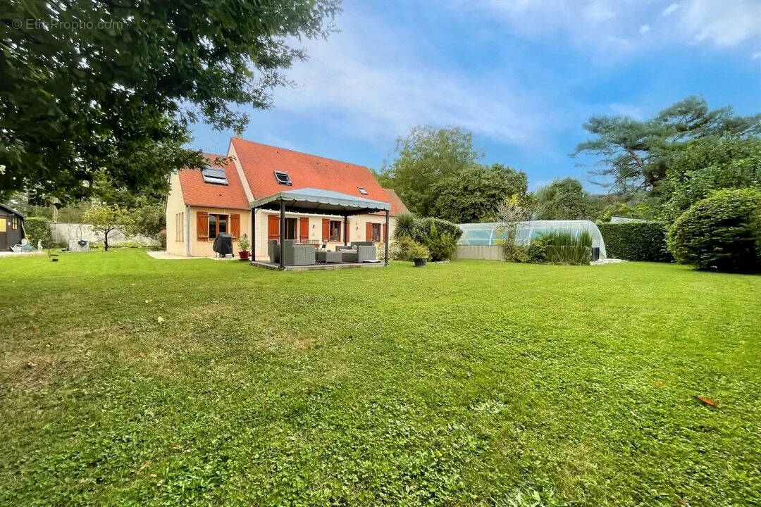 Maison à VILLIERS-SUR-MORIN