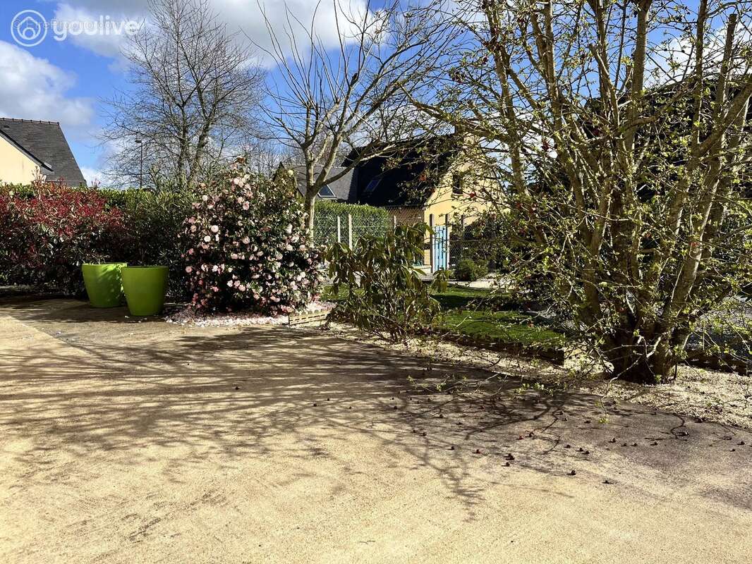 Maison à SAINT-EVARZEC