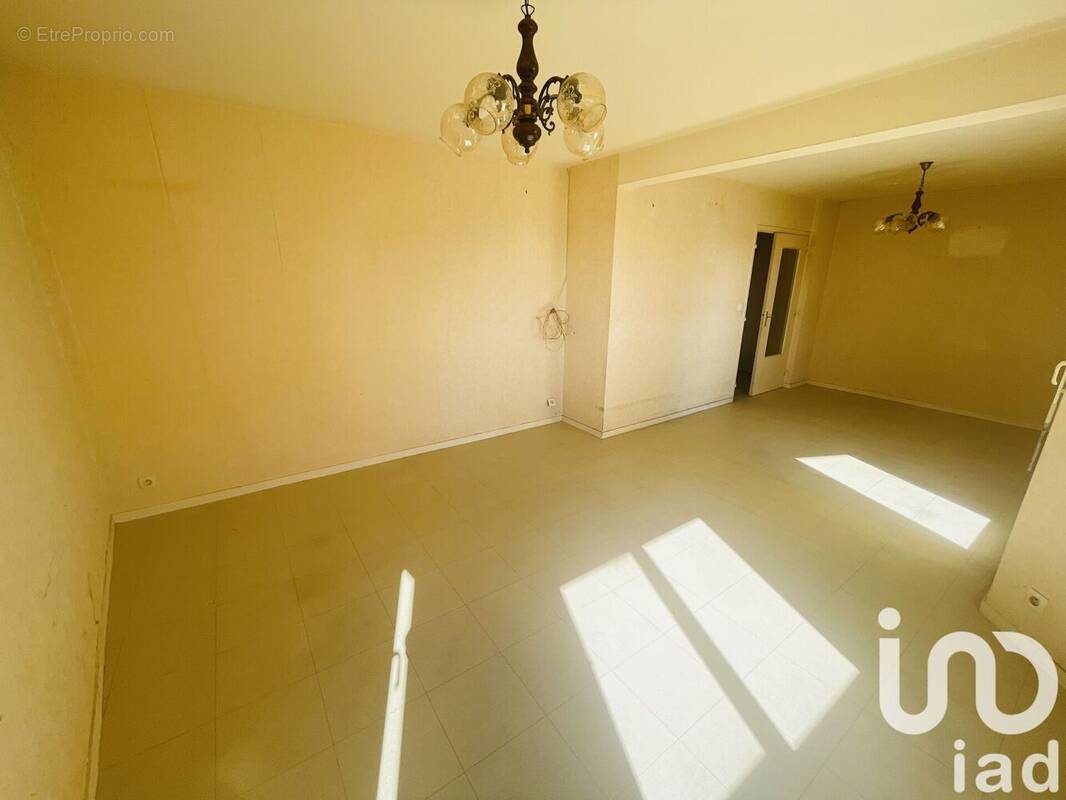 Photo 1 - Appartement à JANZE