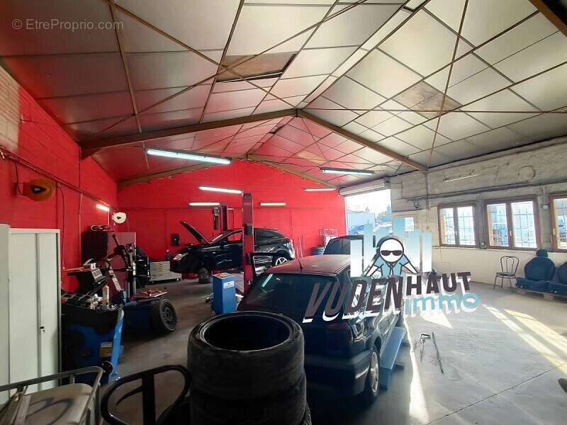 Commerce à LAUNAGUET