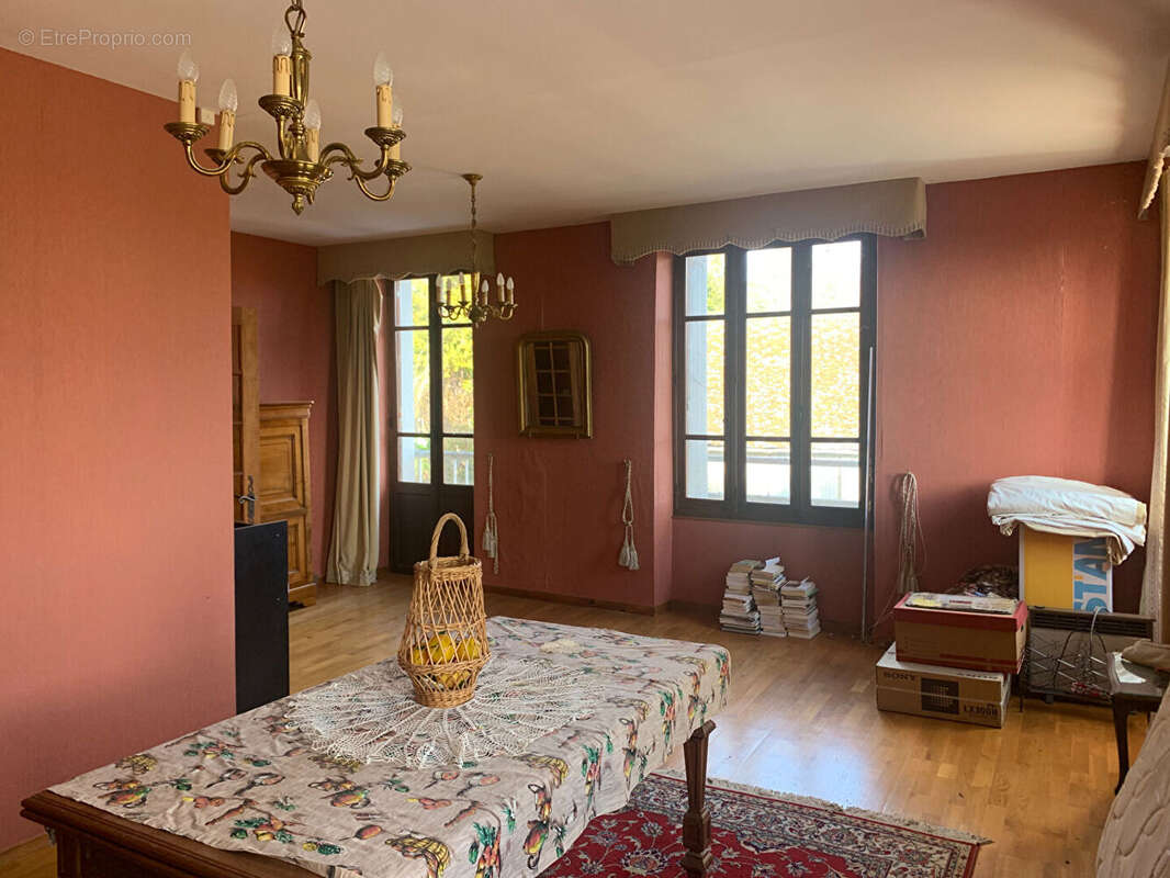 Maison à SAINT-SALVADOUR