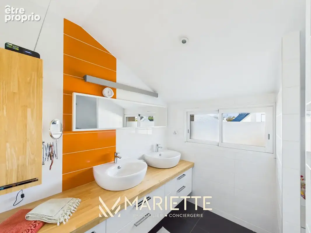 "SHIZU"  Proches commerces - Maison d'architecte de 327 m² - photo 15