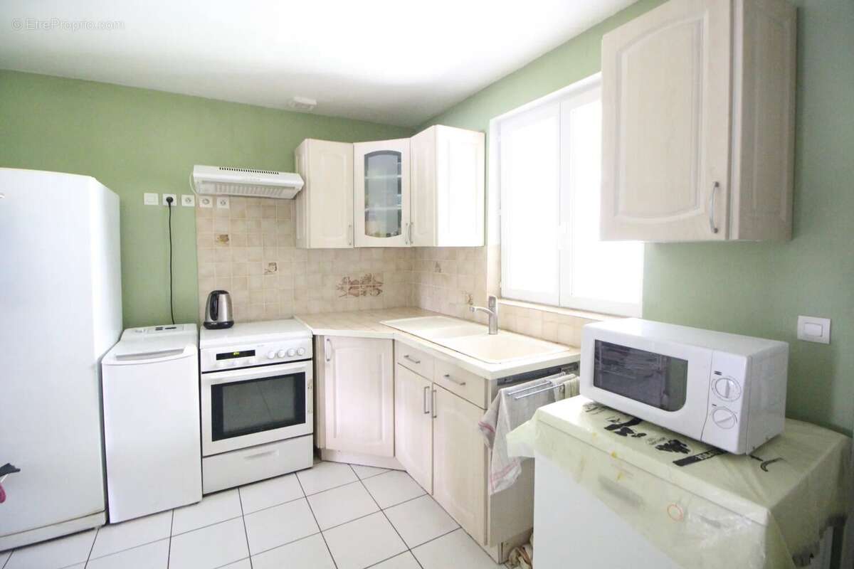 Maison à CIRES-LES-MELLO