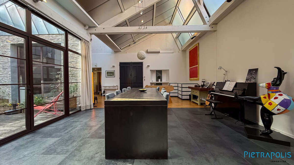 Maison à VILLEURBANNE