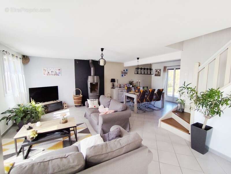 Maison à LA NEUVILLE-DU-BOSC