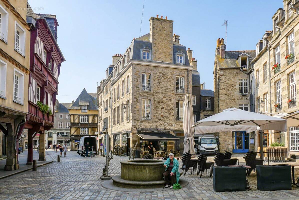 Autre à DINAN