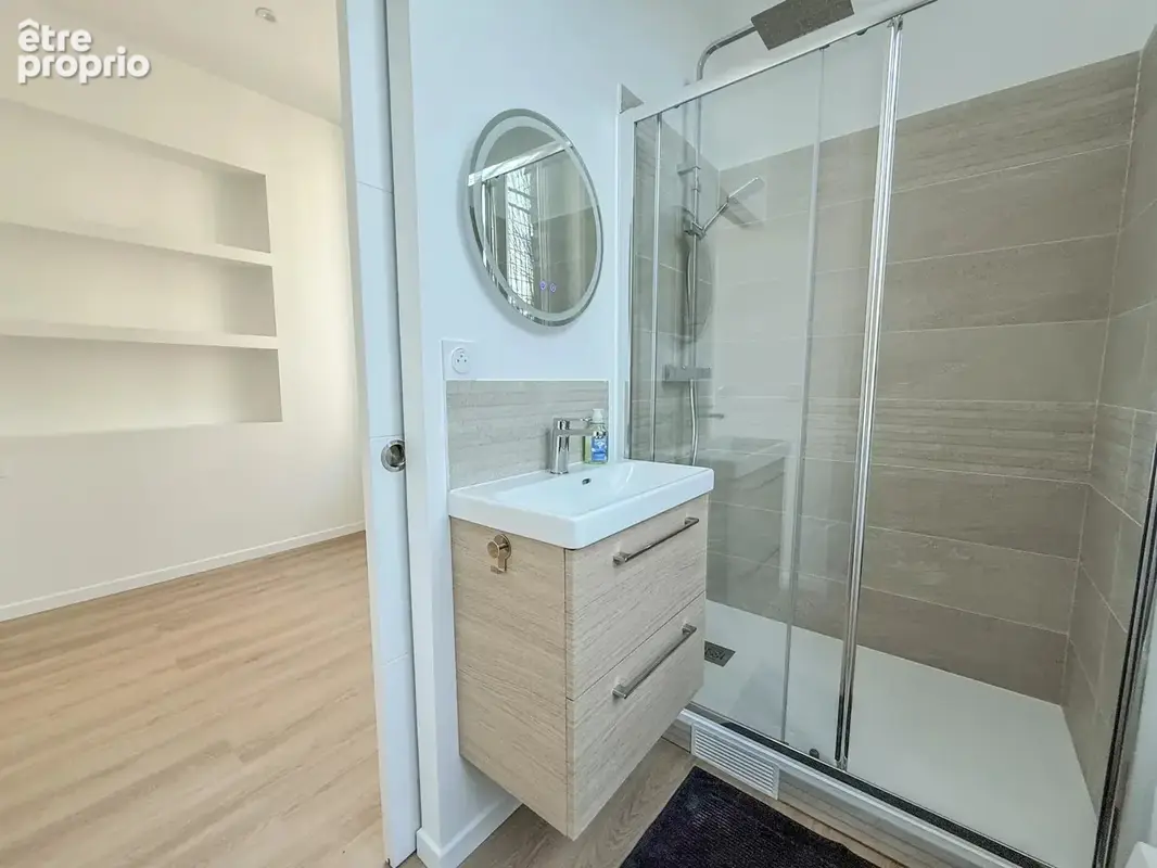 Local commercial + appartement + cave - photo 13
