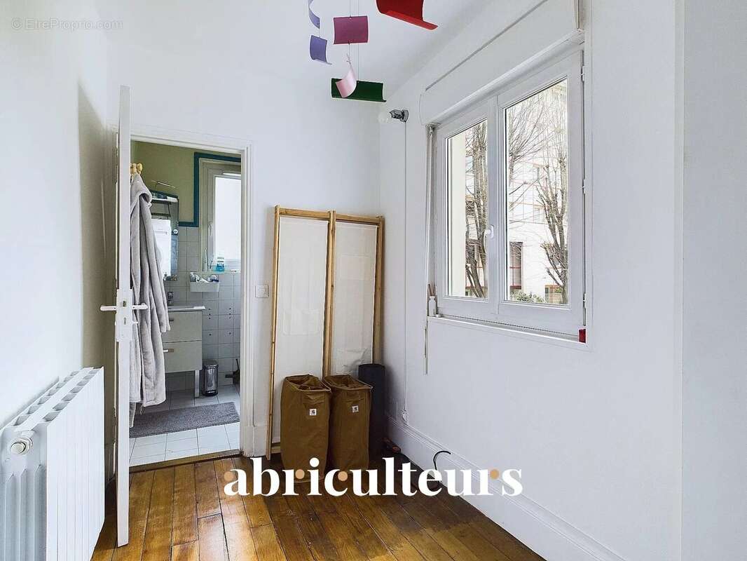 Appartement à PARIS-12E