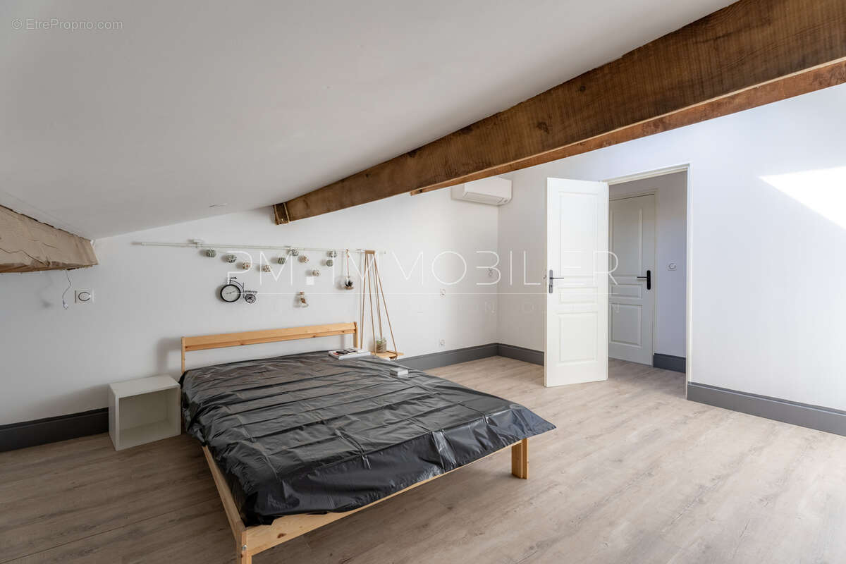 Appartement à MARSEILLE-12E