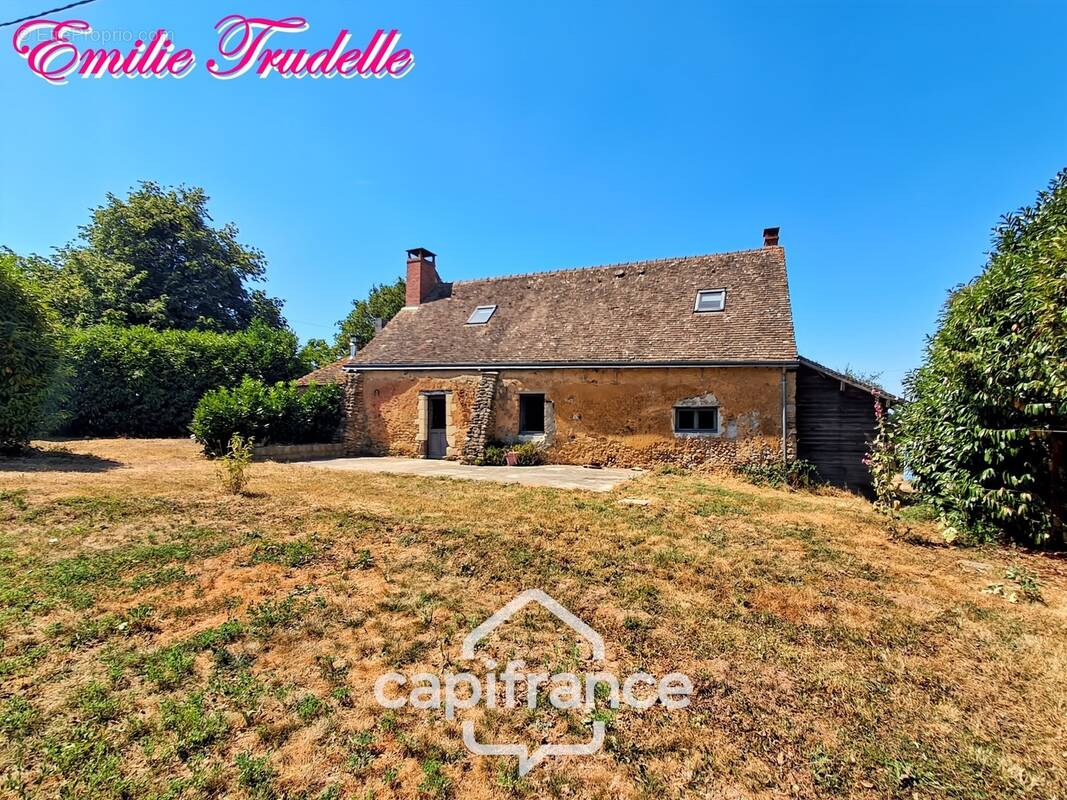 Maison à NUILLE-LE-JALAIS
