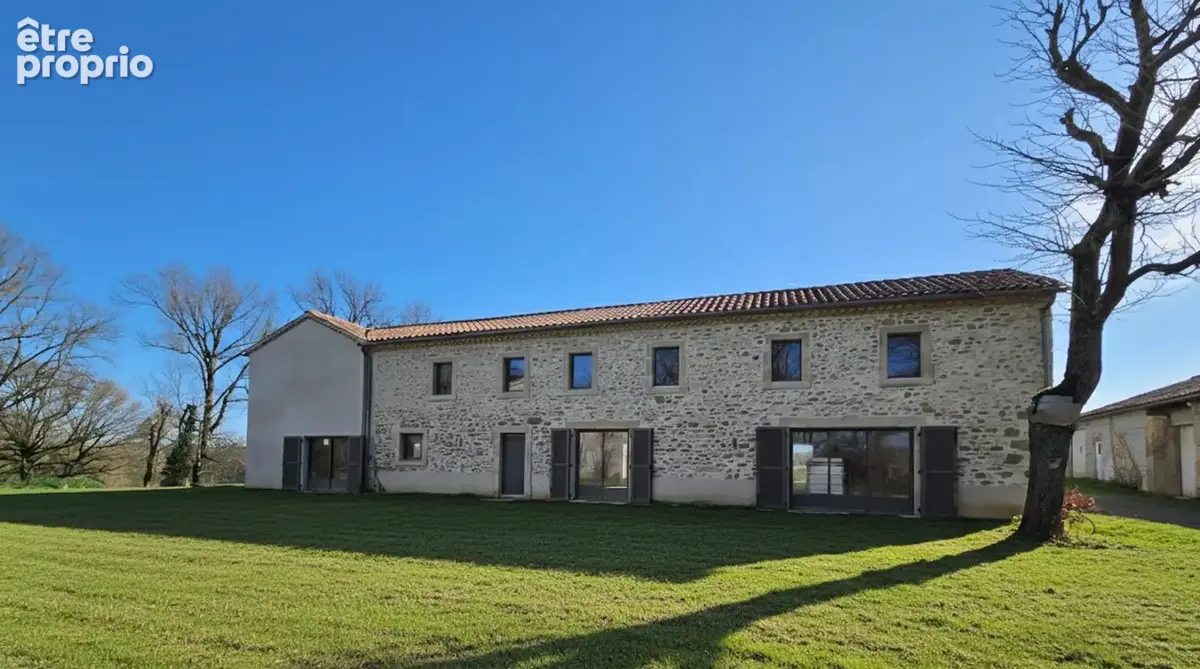 Maison 10 pièces 639 m² à vendre à Vielmur-Sur-Agout (81570) - photo 1
