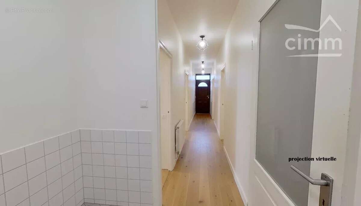 Maison à DECINES-CHARPIEU