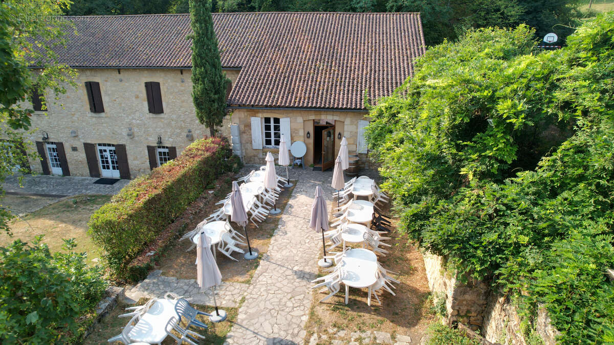 Domaine evenementiels mariages anniversaires cousinade - photo 5