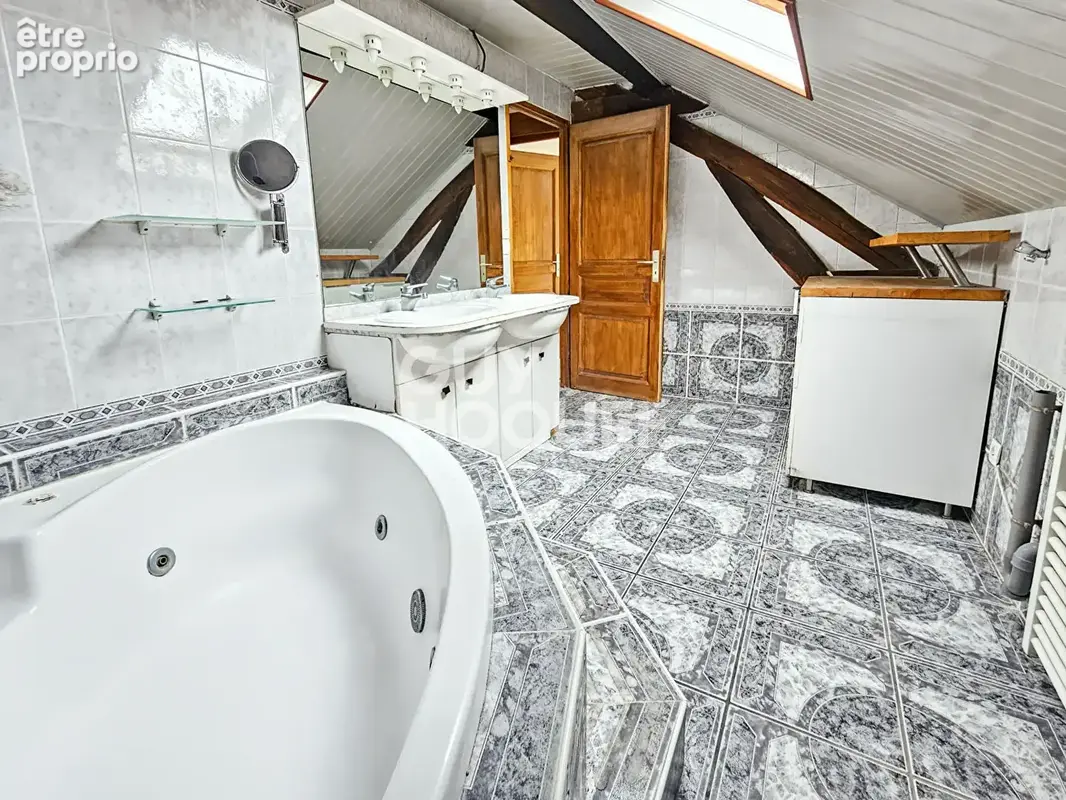 Appartement spacieux à vendre à Chaumes en Brie - photo 5