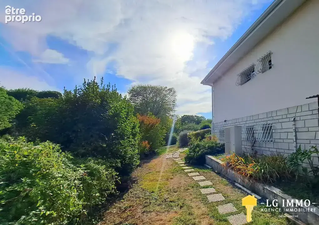 Maison familiale de 174 m2 , belles prestations , idéalement située. - photo 30