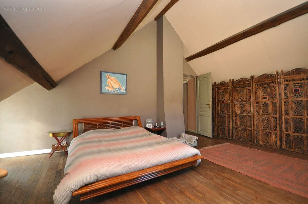 Maison à BREUX-JOUY