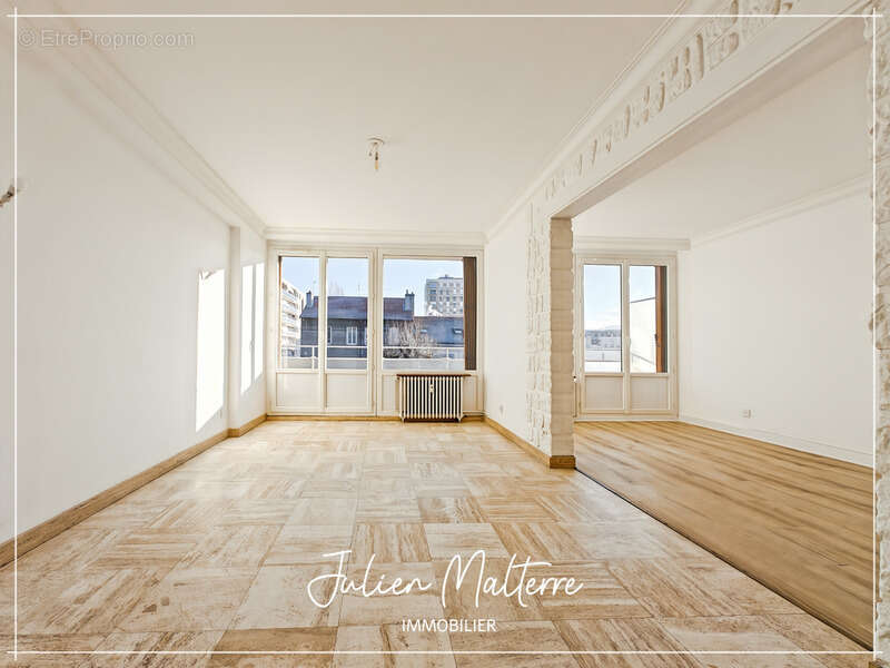 Appartement à SAINT-ETIENNE