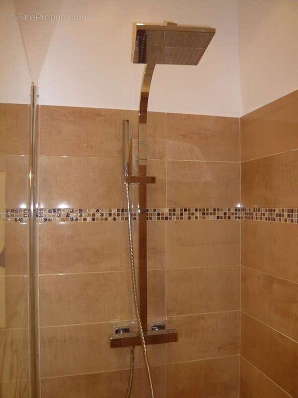 Salle de bains - Appartement à NICE