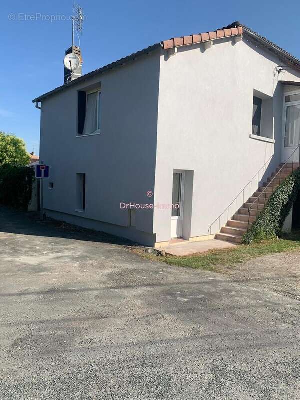 Maison à COULOUNIEIX-CHAMIERS