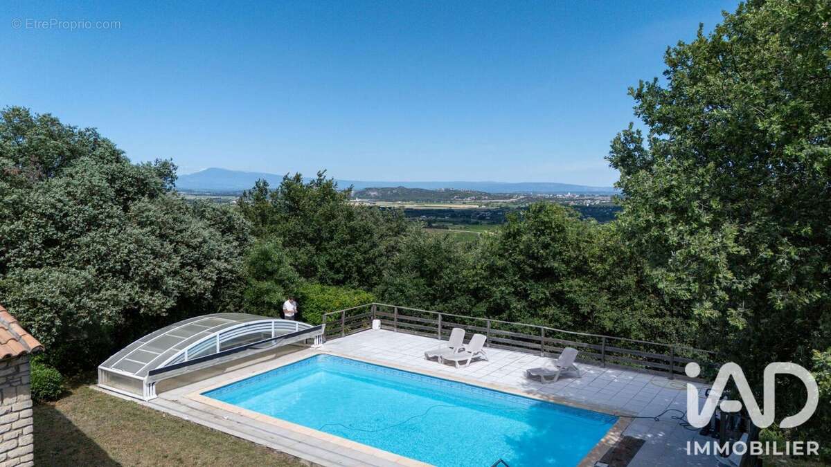 Maison 335 m² à Rochefort-Du-Gard  - photo 5
