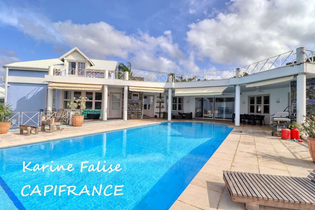 Villa d'architecte T5 avec studio indépendant, piscine et vue mer exceptionnelle - photo 2