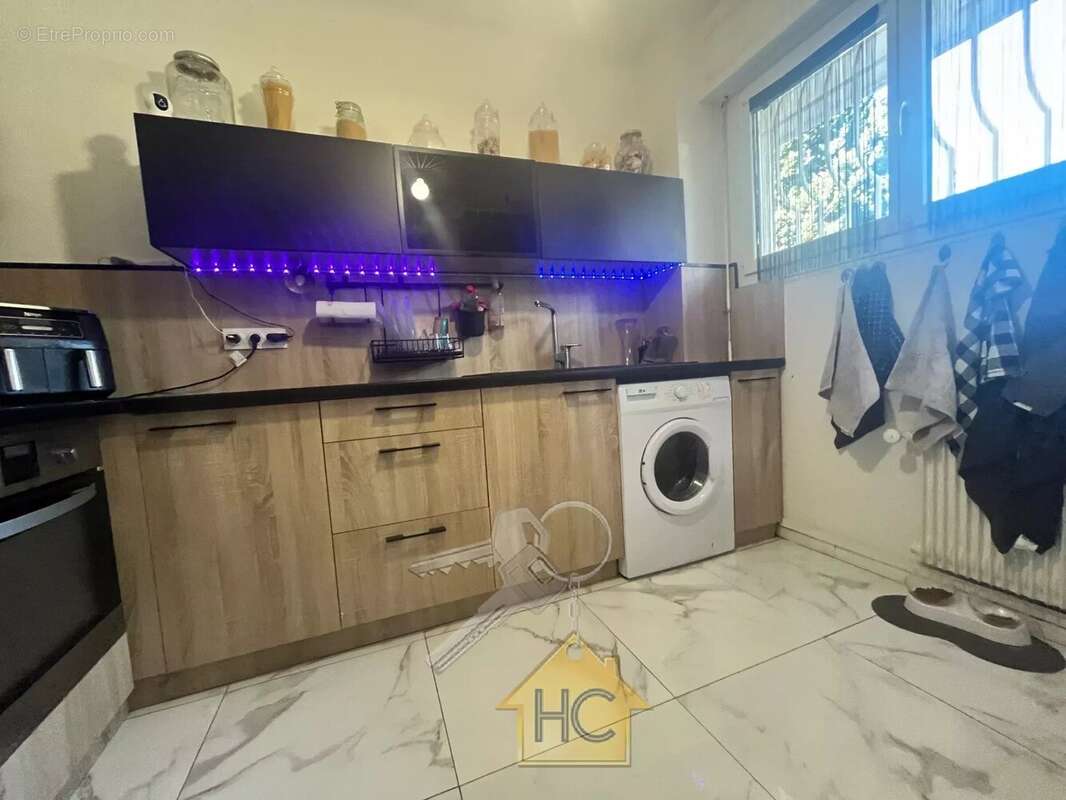 Appartement à LE CANNET