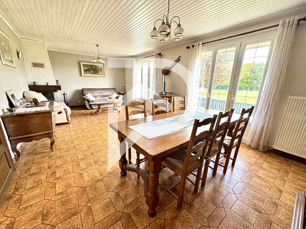 Maison à VRAINCOURT