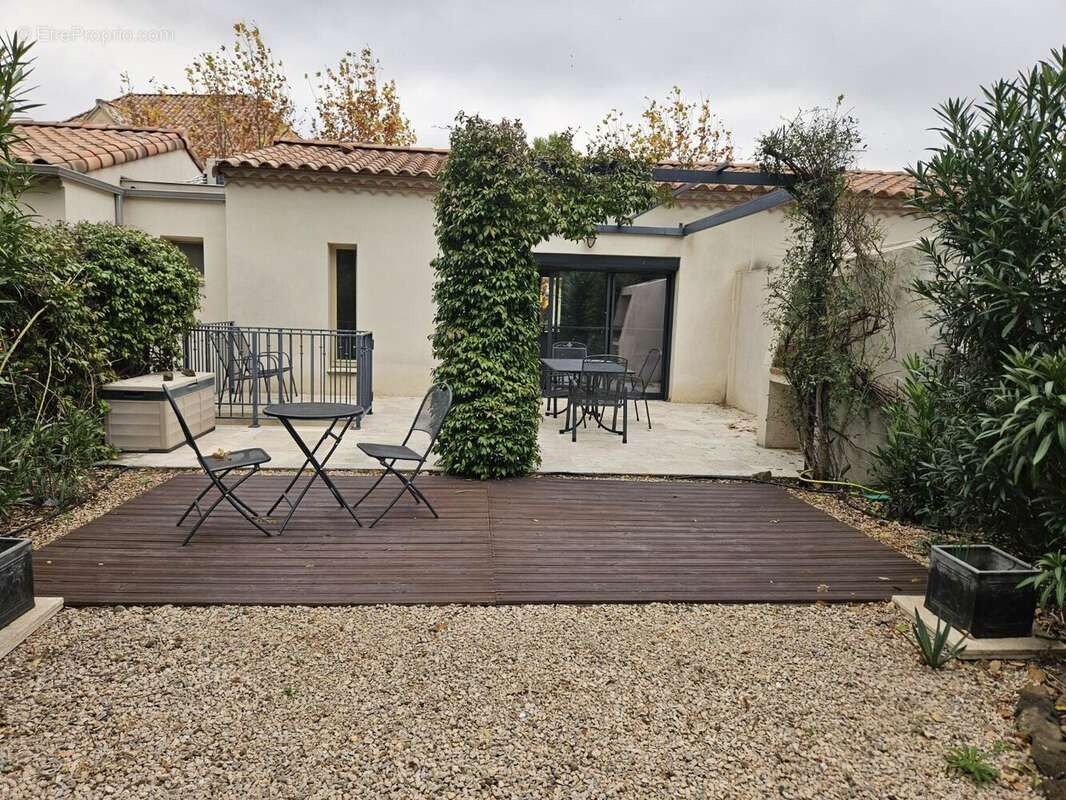 Maison à LEZIGNAN-LA-CEBE