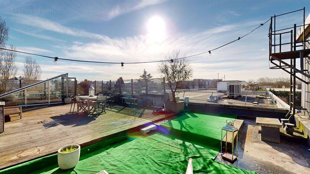 Appartement à LE PLESSIS-ROBINSON