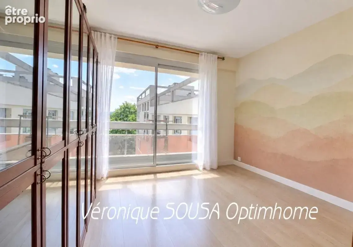 Appartement lumineux dans un environnement résidentiel - photo 3