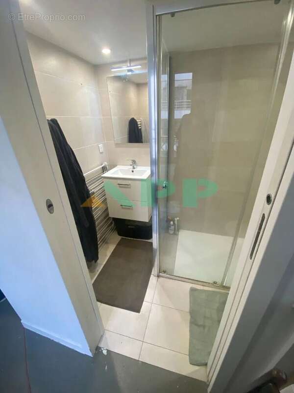 Appartement à PARIS-19E